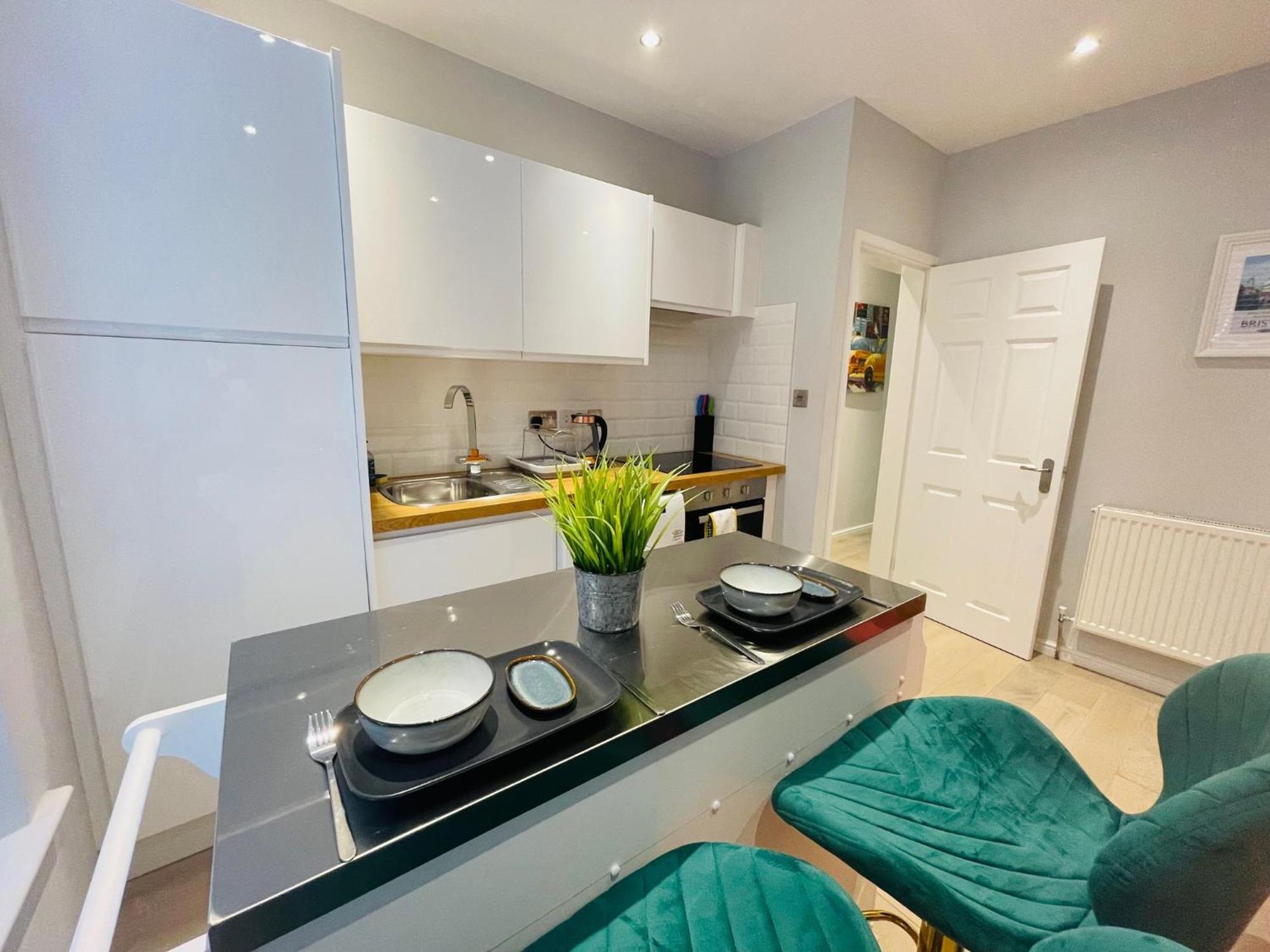 Bristol City Stays - Harbourside Apartments Bagian luar foto